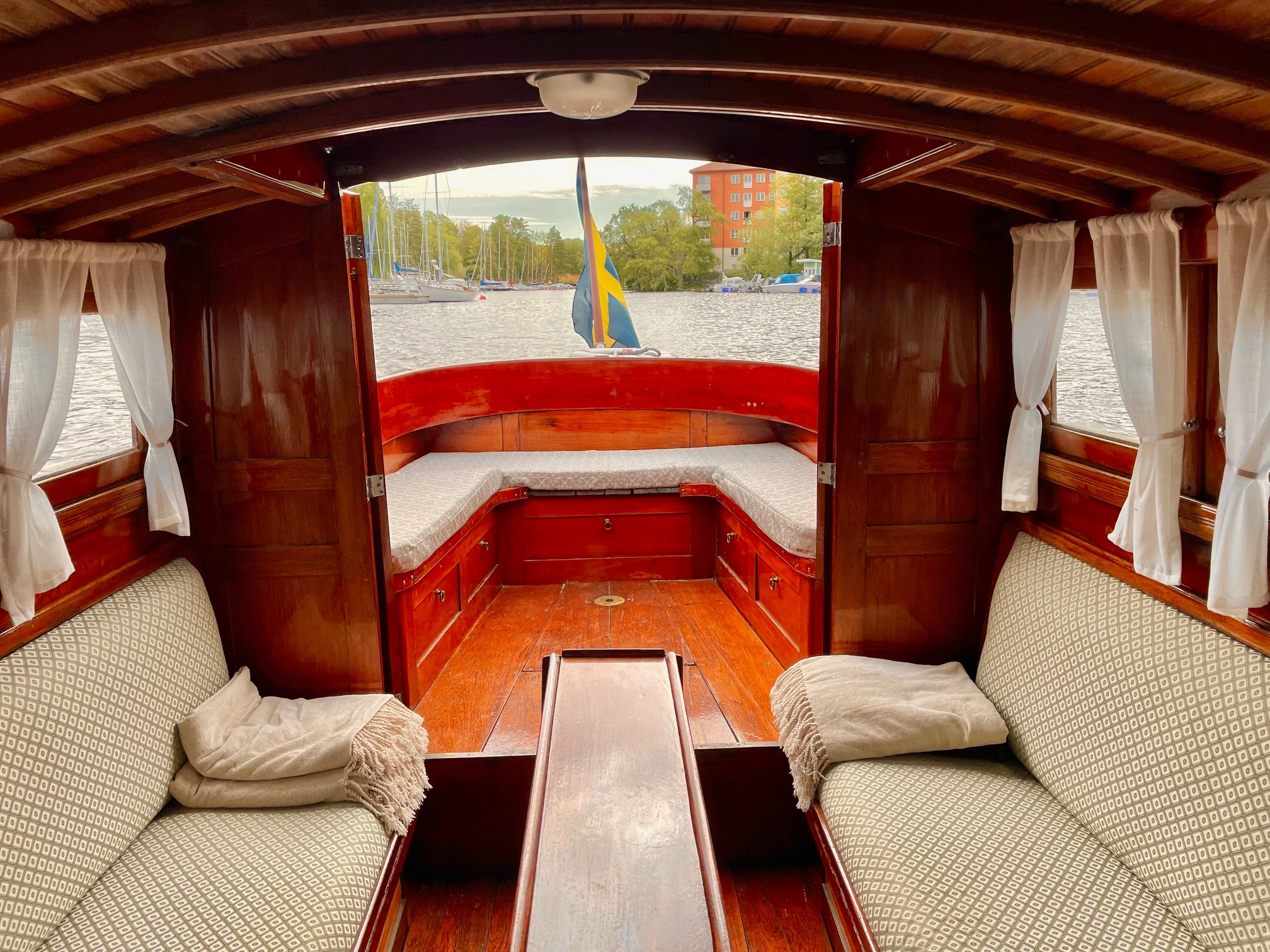 stockholm watertaxi naja - 12 gäster